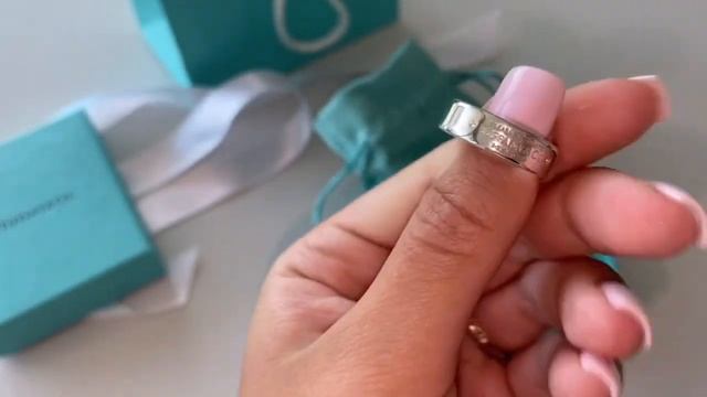 NEW COLLECTION ♡ TIFFANY & CO UNBOXING ♡ NARROW RING IN STERLING SILVER WITH DIAMONDS смотреть онлайн