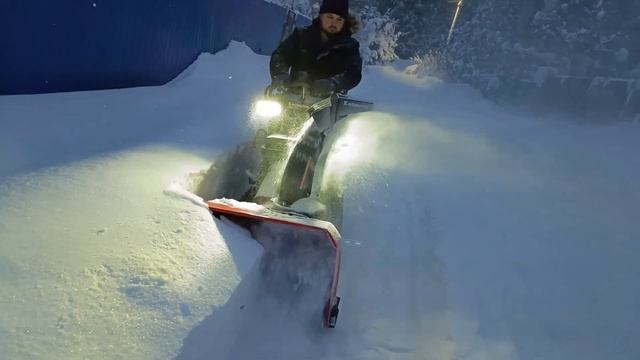 Самый Крутой снегоуборщик !!! Такого еще не было !!! Снегоуборщик Kettama 500 Pro!!! смотреть онлайн