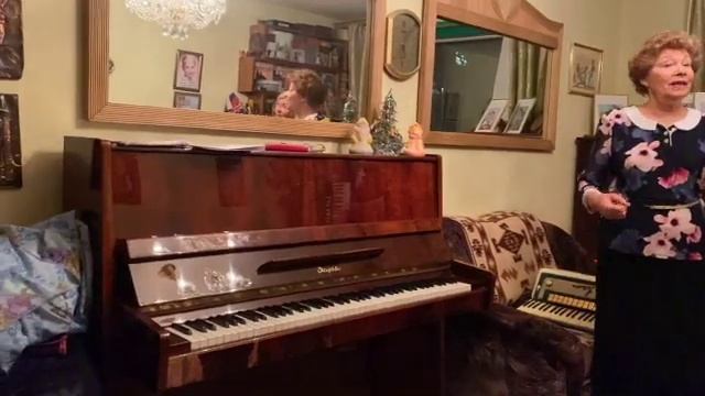 #Онлайнконцерт "А снег идет" - Лариса Надольская, аккордеон Елена Леменкова. смотреть онлайн