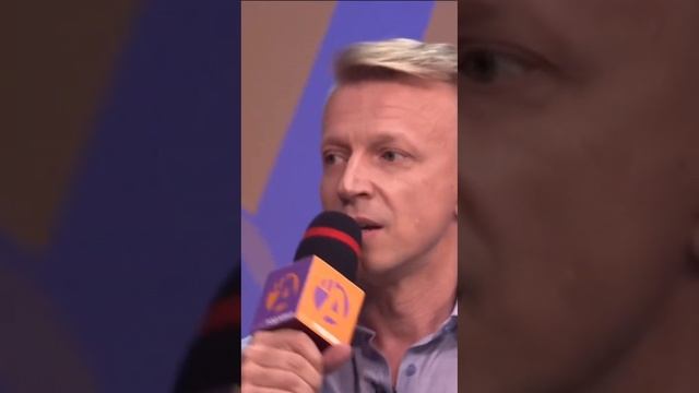 Анекдот про театр!