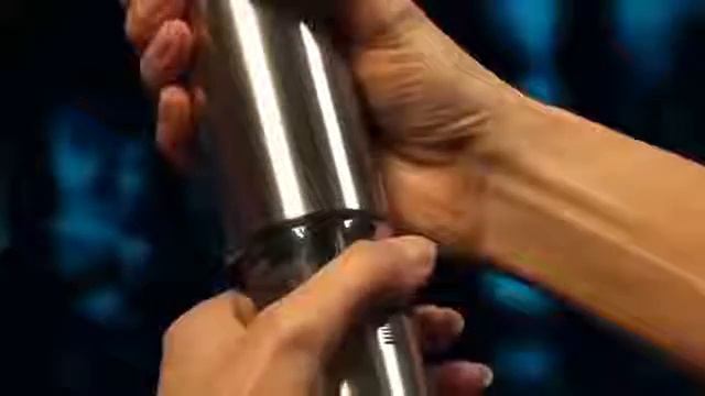 Мельница для перца электрическая 20 см Peugeot Elis Sense Франция смотреть онлайн