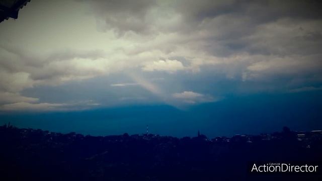 OCT 24  2019 NAVES EXTRATERRESTRES Y SUS RAYOS DE LUZ VIDEO REAL.CALI COL.