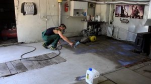 Устранение пыли от бетонного пола в гараже