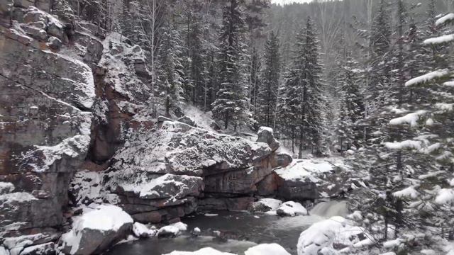 Богунайский водопад /снежный лес. смотреть онлайн