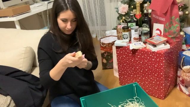 ЧТО МНЕ ПОДАРИЛИ НА РАБОТЕ ✧ НОВОГОДНИЙ ПОДАРОК ✧ ГЛАВНАЯ ЕЛКА СТРАНЫ 2021 смотреть онлайн