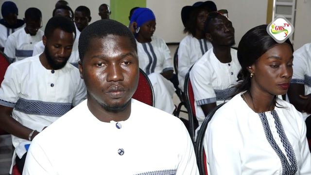 Entrepreneuriat : 125 jeunes de ziguinchor capacités par Declic et Baziness Lands смотреть онлайн