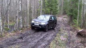 Mitsubishi Pajero Sport 2014