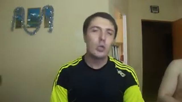 Парень сам пишет реп и читает... классно! )) смотреть онлайн