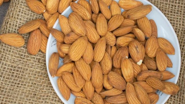 ЭТИ ПРОДУКТЫ, Мощнее чем СНОТВОРНОЕ.Что ВЫПИТЬ и СЪЕСТЬ перед сном чтобы БЫСТРО заснуть КАК МЛАДЕНЕ