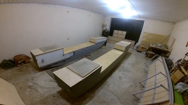 Реконструкция катамарана  (Reconstruction Of The Catamaran)