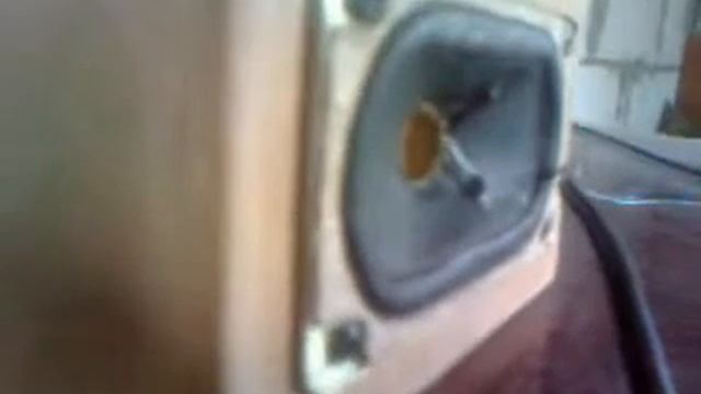 Cамодельная колонка BASS TEST смотреть онлайн