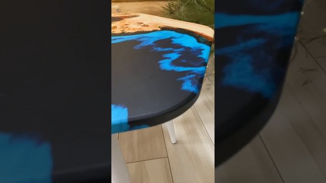 Журнальный столик THETABLE «Карагач» смотреть онлайн