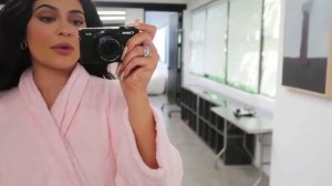 КАЙЛИ ДЖЕННЕР// ВЛОГ НА РУССКОМ// Один день из жизни