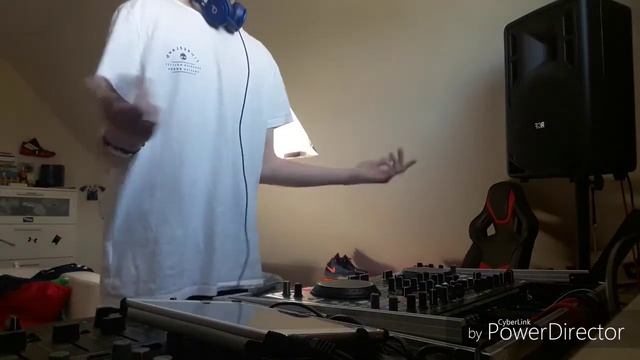 EDM MIX 2018 смотреть онлайн