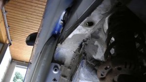 VW Touran 1T демонтаж и монтаж крыльев. Меняем крылья на туране. Туран живи!