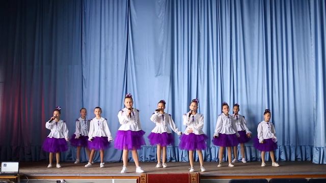 вокальная студія "Арденте", м. Кривий Ріг, ІІ вікова категорія, естрадний вокал "А життя є" смотреть онлайн