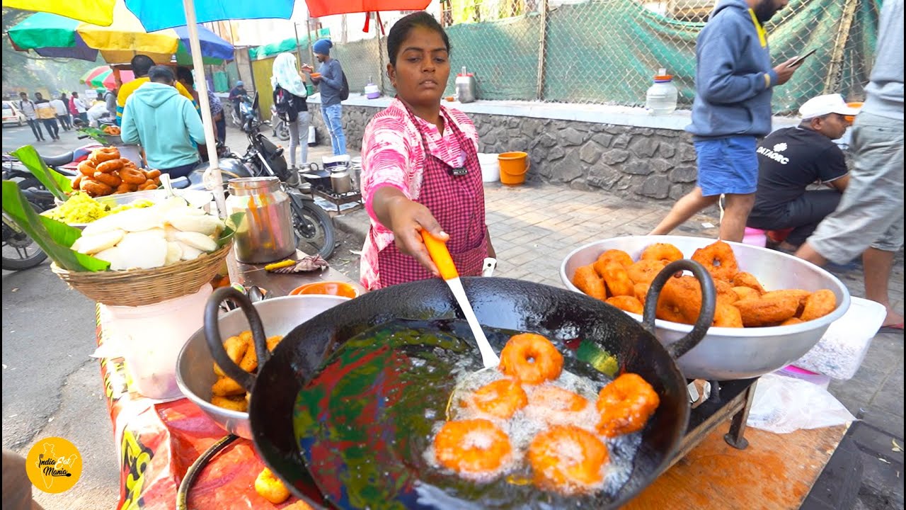 Struggling Engineer Girl Selling Medu Vada, Poha, Idli Rs. 30_- Only L Pune Street Food
