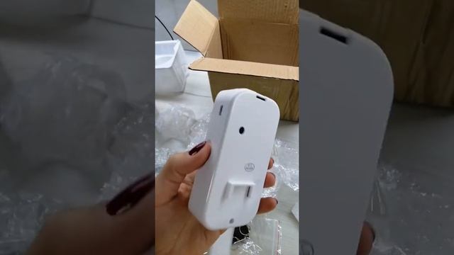 Распаковка Wi-Fi, GSM сигнализация Tuya смотреть онлайн