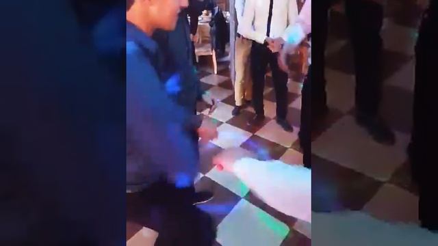 Как поцелуйет Таджичка смотреть онлайн