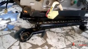 Замена передних сидений на Toyota Hilux 2014 в AS автостудия Алматы.