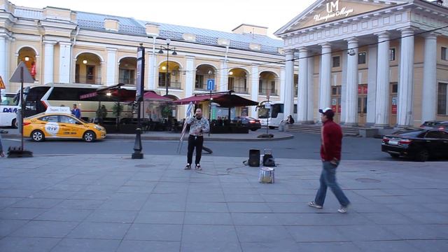 Уличный фристайлер Рома Раев смотреть онлайн