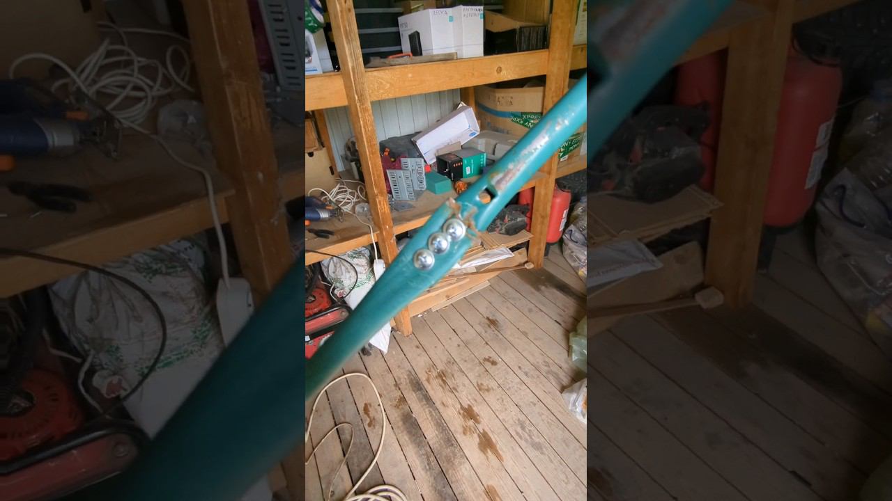 колхозный ремонт садовых качелей за 5 минут ! #shorts #ремонт #стройка смотреть онлайн