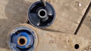 полиуретановые сайлентблоки! Сколько ходят?