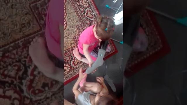 Как быстро высушить носки ? смотреть онлайн