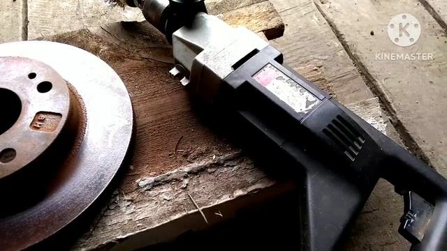 Замена тормозного диска Мазда Демио DW3W. "Энергия" таки потеряла груз... смотреть онлайн