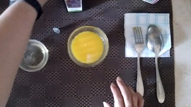 Маска для волос. Чтобы волосы росли быстрее, блестели и не пушились. смотреть онлайн