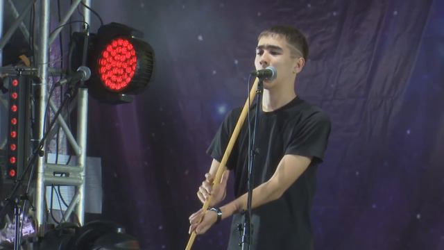 Бурелар - Осраттым hине (live from Kuraifest) смотреть онлайн