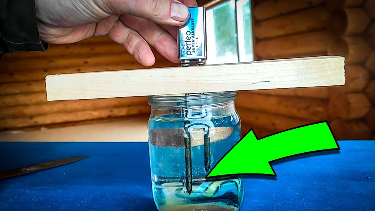 Батарейки больше не покупаю! Как сделать ВЕЧНУЮ батарейку из ГВОЗДЯ и БАНКИ смотреть онлайн