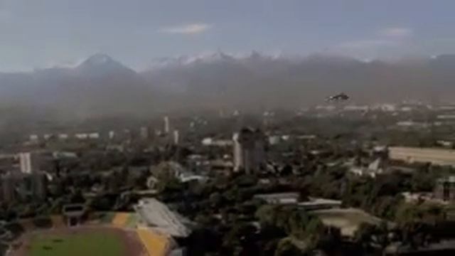 НЛО над Алматы. UFO in Almaty City. Helicopter