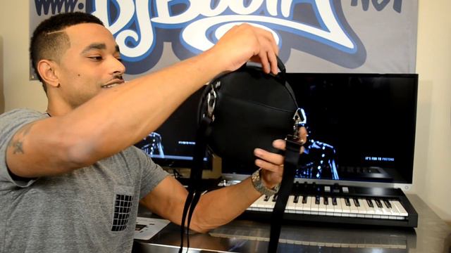 Orbit Concepts Deloop Sport Premium Headphone Bag Review смотреть онлайн