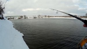 Зимний спиннинг в Бронницах 2019. Москва-река. Ловля на джиг с берега.