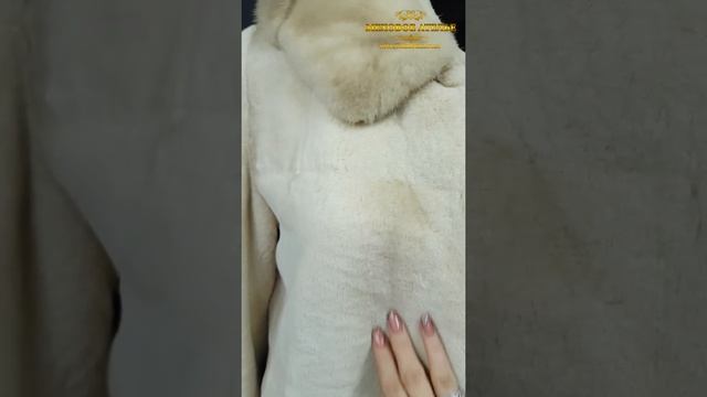 Чистка шубы из кролика. Чистка шубы от желтых пятен. Чистка слипшегося меха. смотреть онлайн