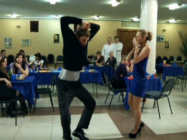 Реальные пацаны: Колян танцует пасодобль смотреть онлайн