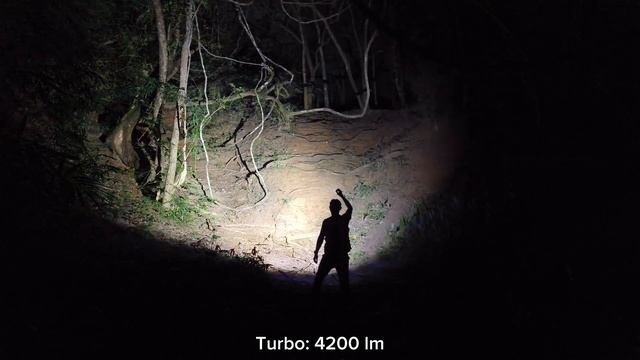 Klarus G15 V2, Cree XHP70.2, 4200 lm, 200 m смотреть онлайн