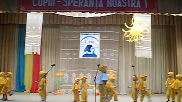 г.КАНТЕМИР-МОЛДОВА Танец маленьких утят с моей смотреть онлайн