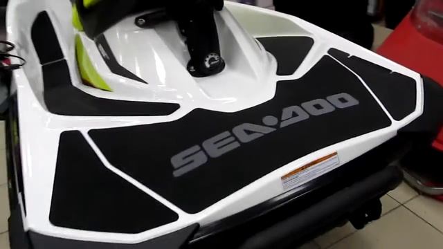 Sea Doo WAKE 155  PWC 2015 MY