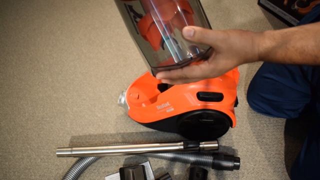 Tefal Compact Power Cyclonic Vacuum Cleaner TW3724 Unboxing, Review And Usage Urdu / Hindi