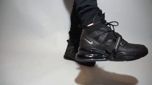 Nike Air Force 270 Utility Black AQ0572-002 on feet смотреть онлайн