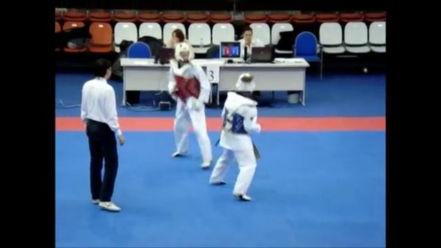 ТХЭКВОНДО ВТФ. ПЕРВЕНСТВО МОСКВЫ-2013. ЮНИОРКИ - 68 кг. (ФИНАЛ) смотреть онлайн