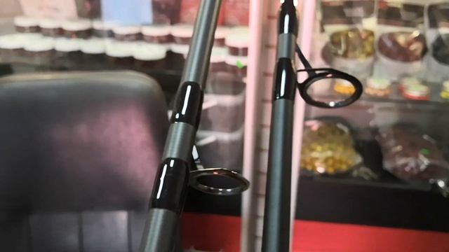видеообзор KAIDA FURIA CARP 3 5LB 3,9м и EastShark HUNTER 2-x част. 3,9 м 3,75lb смотреть онлайн