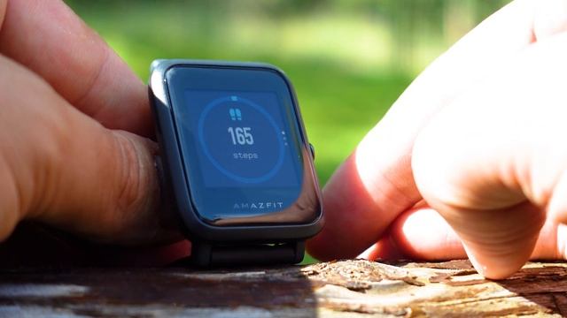 The Best Fitness Tracker is... called a "Smartwatch"! Amazfit Bip S 2020 Review and Test смотреть онлайн