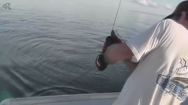 Мужики Пошли на Рыбалку и Стали Миллионерами! Они Поймали «Золотую Рыбку» Стоимостью 3 млн. Долларо смотреть онлайн