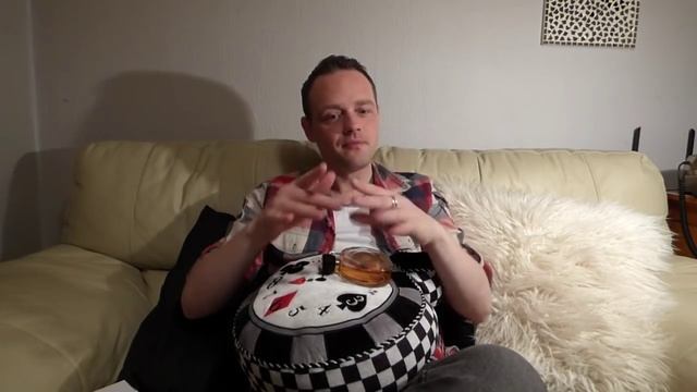 Guerlain "Terracotta" Fragrance Review смотреть онлайн