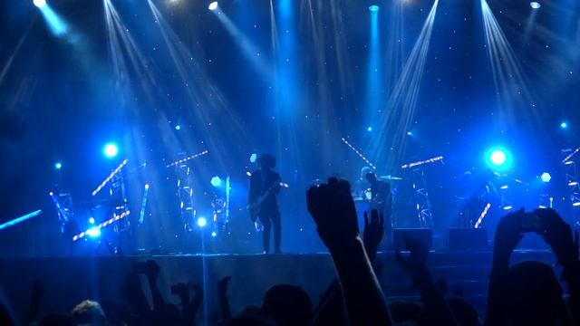 M83 - Outro (live at Opener Festival 30.06.16) HD смотреть онлайн
