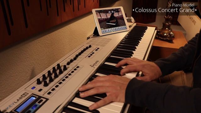 Colossus Piano App (1/3): the dark brown "Colossus Concert Grand" piano model. смотреть онлайн