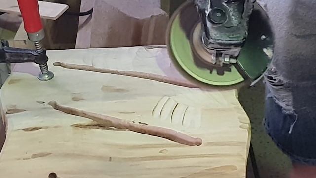 Black Banya: Мастер-класс по украшательству банной доски и светильников болгаркой. смотреть онлайн